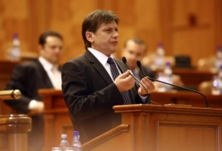 Antonescu: Nu va fi congres extraordinar in PNL