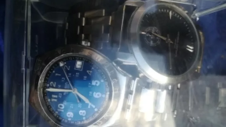 Colectionarul Florin Georgescu: Am adus ceasuri, de la lonioane si obiecte de bronz