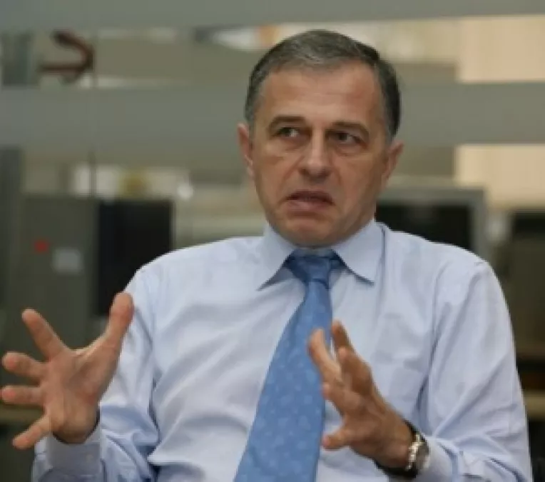 Geoana: Basescu este presedinte jucator, eu voi fi un presedinte al Senatului "super-jucator"