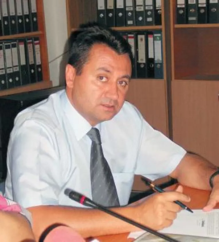 In atentie: groapa ilegala de gunoi si parcul din Bariera Traian