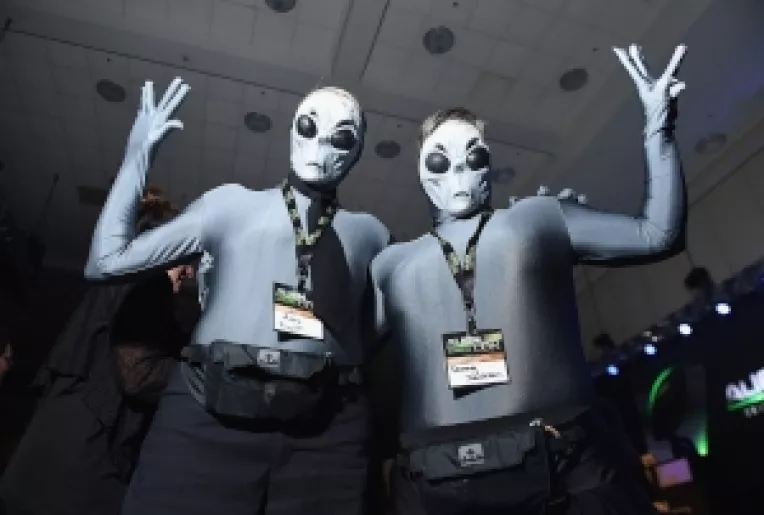 Ipoteza privind extraterestrii: Roboti dotati cu inteligenta artificiala