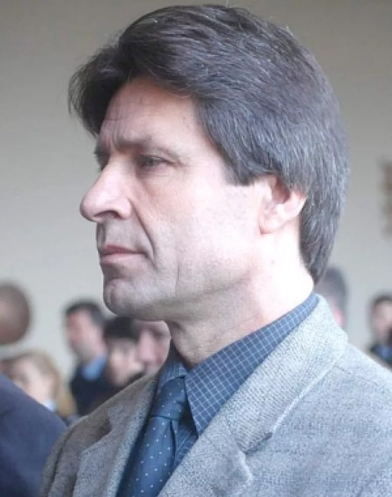 Pentru ca propunerea PD-L nu are studiile necesare Petro ramane seful Garzii de Mediu Constanta